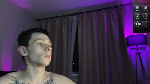 1x1 online show from 11-08-25, 04:51