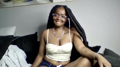 Snapshot of mwana69 chatting on 04-23-26, 10:45 mwana69 online show from 04-23-26, 10:45