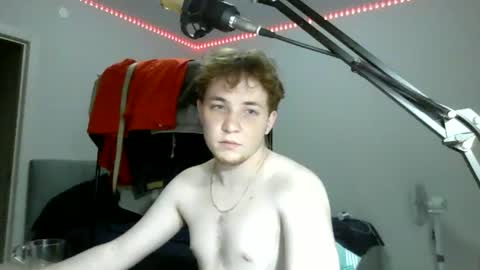 Snapshot of mxmplay chatting on 06-16-26, 07:05 alexplay online show from 06-16-26, 07:05