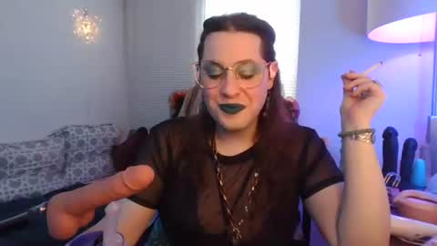 Snapshot of mxsissycharlotte chatting on 04-24-26, 05:15 Mx Charlotte online show from 04-24-26, 05:15