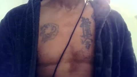 Snapshot of my432687 chatting on 10-31-25, 10:11 my432687 online show from 10-31-25, 10:11