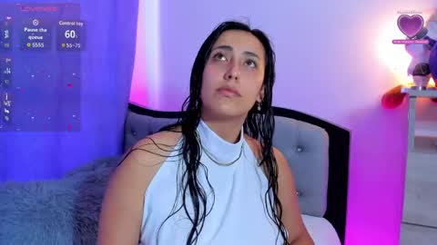 my_aleja_ online show from 04-20-26, 11:06