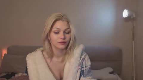 April online show from 03-06-26, 08:05