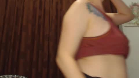     sara      i know you love me xoxox     online show from 09-10-25, 07:08