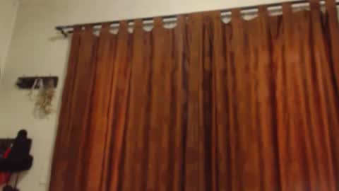     sara      i know you love me xoxox     online show from 01-07-26, 08:44