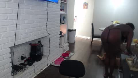 BaddMFUCKER online show from 09-17-25, 05:36