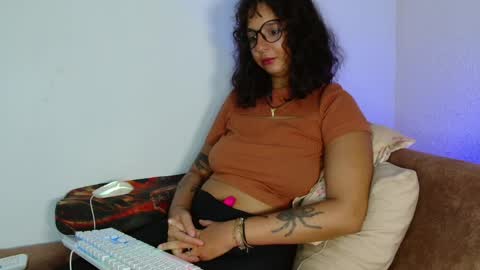 Snapshot of myamillor chatting on 04-24-26, 10:23 myamillor online show from 04-24-26, 10:23