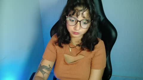 Snapshot of myamillor chatting on 05-22-26, 09:31 myamillor online show from 05-22-26, 09:31