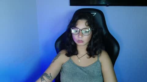 Snapshot of myamillor chatting on 06-05-26, 09:42 myamillor online show from 06-05-26, 09:42