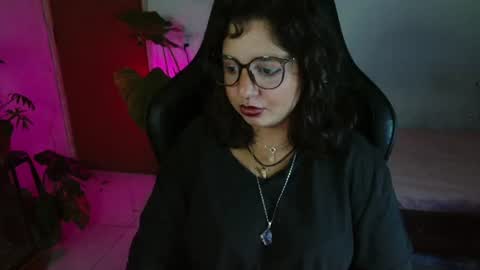 Snapshot of myamillor chatting on 07-10-26, 12:04 myamillor online show from 07-10-26, 12:04