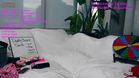 Snapshot of mycookiejar chatting on 02-22-25, 01:11 MyCookieJar online show from 02-22-25, 01:11