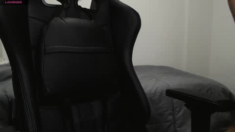 Snapshot of myhairymacho chatting on 01-11-25, 02:04 Juan OF myhairymacho online show from 01-11-25, 02:04