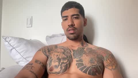 Myke esthetic online show from 11-14-25, 05:55