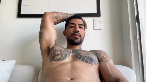 Snapshot of myke_esthetic chatting on 05-14-26, 07:31 Myke esthetic online show from 05-14-26, 07:31