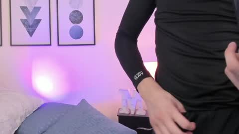 Mykel   online show from 04-24-26, 02:30