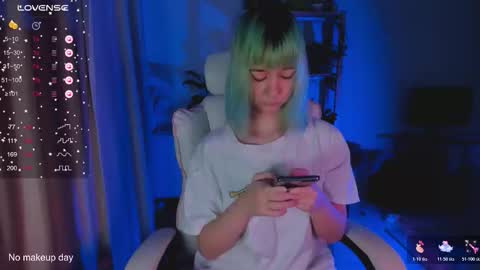 MylaFlores online show from 01-18-26, 02:59