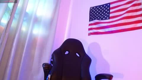 Mylo Wallace  online show from 10-29-25, 07:15