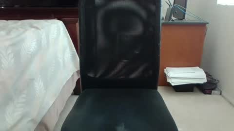 Snapshot of mymyfoggy chatting on 07-25-26, 09:12 mymyfoggy online show from 07-25-26, 09:12