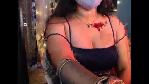 Snapshot of myra_luxe9 chatting on 05-17-26, 03:08 Myra Kannu online show from 05-17-26, 03:08