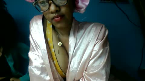 myriamee online show from 06-08-26, 11:16