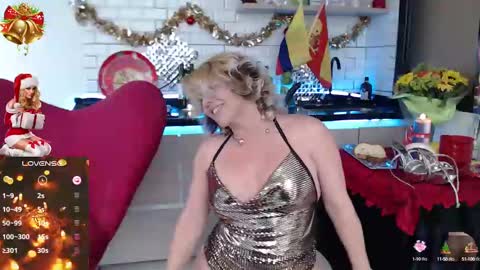 Snapshot of myrnasexxx chatting on 12-25-24, 05:58 Myrna Sessions online show from 12-25-24, 05:58