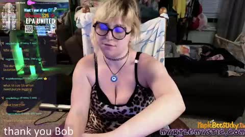 Snapshot of myrtlemystic chatting on 05-11-26, 01:11 Myrtle Faust online show from 05-11-26, 01:11