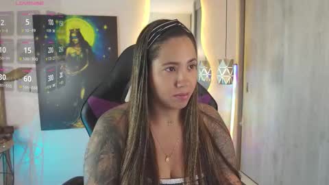 Snapshot of mysaris3 chatting on 02-09-26, 01:04 S A R A online show from 02-09-26, 01:04