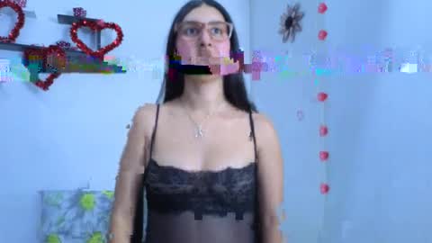 Mystery couple online show from 04-17-26, 07:28