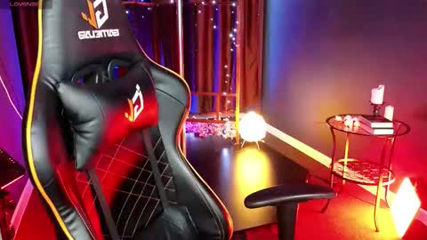 mystery_mary online show from 11-22-25, 12:04