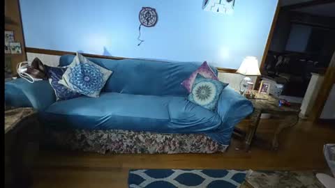 Snapshot of mysteryblue62 chatting on 06-12-26, 05:17 Mystery Blue and Mistress Prude online show from 06-12-26, 05:17