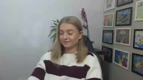 Erica online show from 11-22-25, 12:48