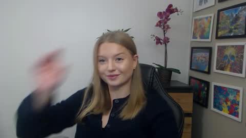 Erica online show from 02-09-26, 09:13