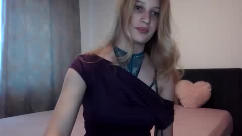 Mystery Girl online show from 03-23-26, 03:38