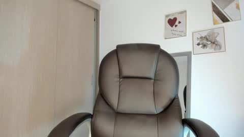 Elena online show from 06-07-26, 10:35