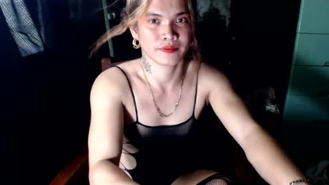 Snapshot of mysticalring chatting on 07-17-26, 05:03 mysticalring online show from 07-17-26, 05:03
