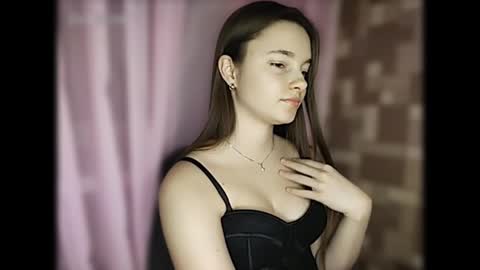 Leya online show from 02-24-26, 07:34