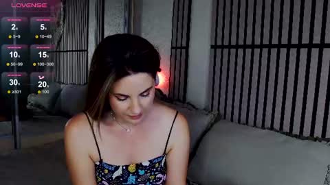 Snapshot of mystique_girl_ chatting on 06-27-26, 08:14 Angeline online show from 06-27-26, 08:14