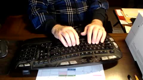 Snapshot of mytimeyourtimeourtime chatting on 12-19-25, 08:38 ItsTime online show from 12-19-25, 08:38