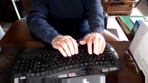 Snapshot of mytimeyourtimeourtime chatting on 01-07-26, 06:10 ItsTime online show from 01-07-26, 06:10