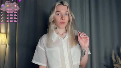 Olivia or just olive online show from 10-31-25, 07:48