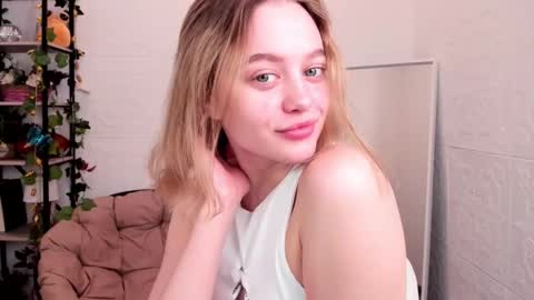 Eva  online show from 12-14-24, 10:34