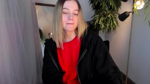 Eva  online show from 02-06-25, 04:03