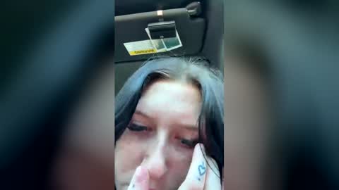 n0rmalgurl online show from 05-14-26, 08:26