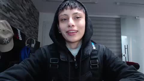 Snapshot of n3utro444 chatting on 07-27-26, 02:24 n3utro444 online show from 07-27-26, 02:24