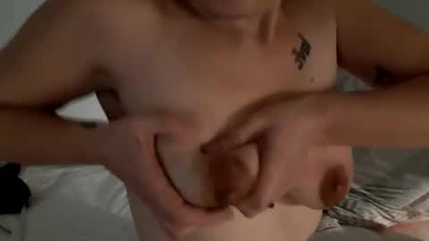 Snapshot of n8thegr8tst chatting on 02-01-26, 12:20 Eatme online show from 02-01-26, 12:20