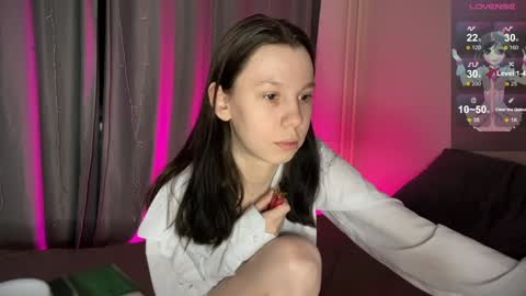 Snapshot of na_prikole_ chatting on 01-22-25, 06:10 Vanessa and Julia  online show from 01-22-25, 06:10