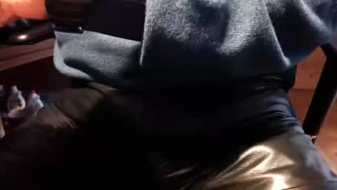 Snapshot of naaapa chatting on 11-11-25, 08:36 naaapa online show from 11-11-25, 08:36