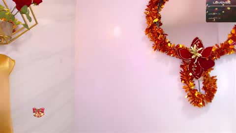 naamah_b online show from 12-20-24, 06:02