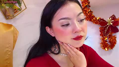 naamah_b online show from 12-28-24, 01:49