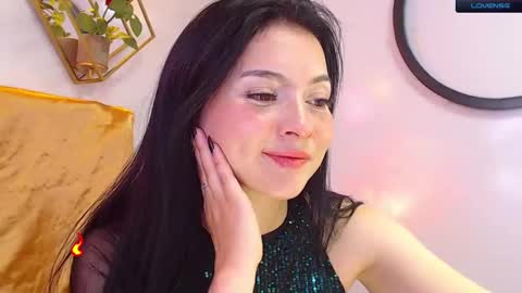 naamah_b online show from 01-18-25, 02:02